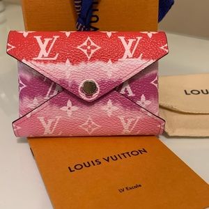 Louis Vuitton Monogram Escale Small Kirigami